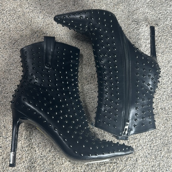 Azalea Wang studded black stiletto ankle bootie size 9 - Picture 2 of 8